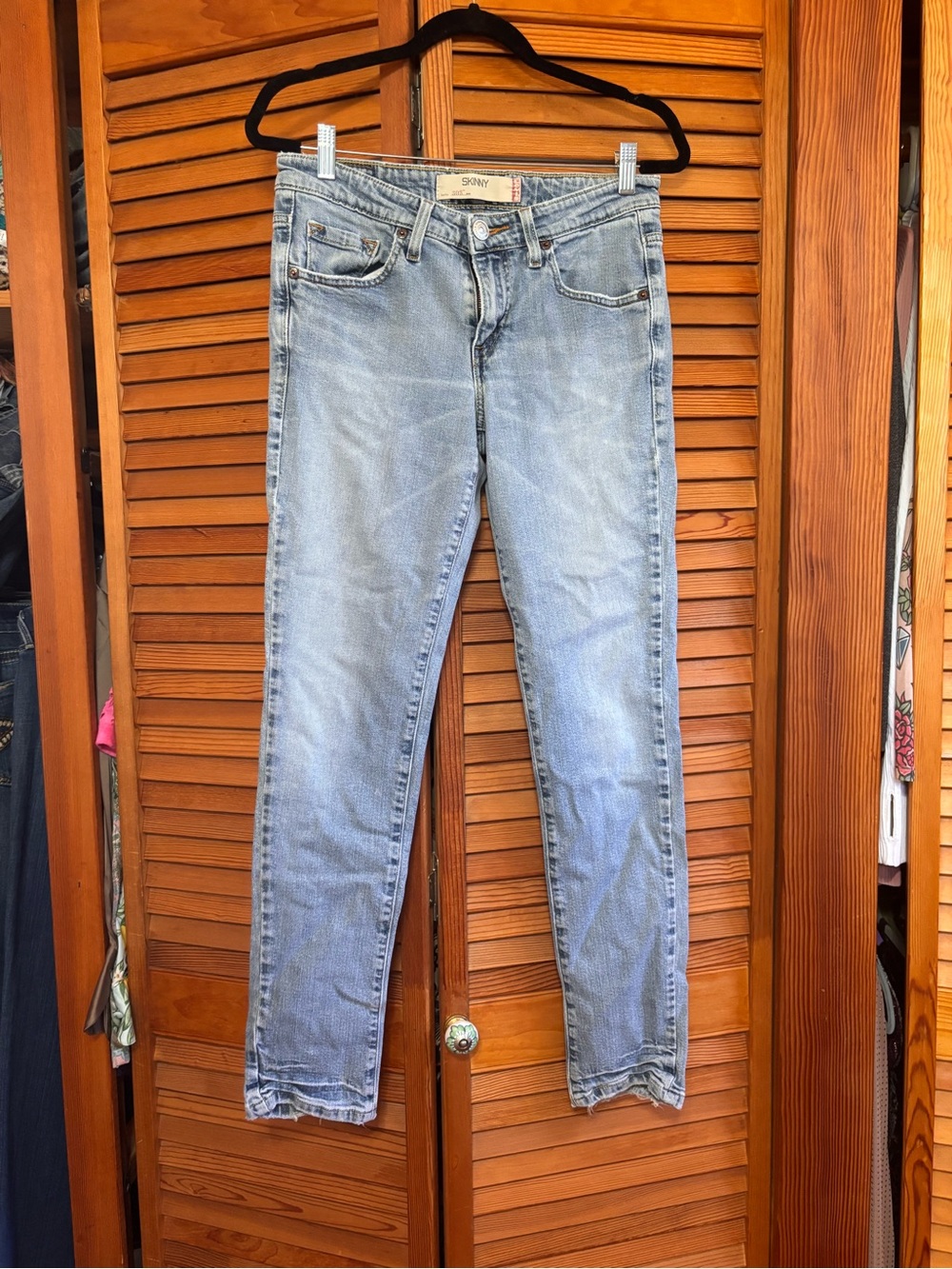 Levi's Women's Light Wash Skinny Jeans